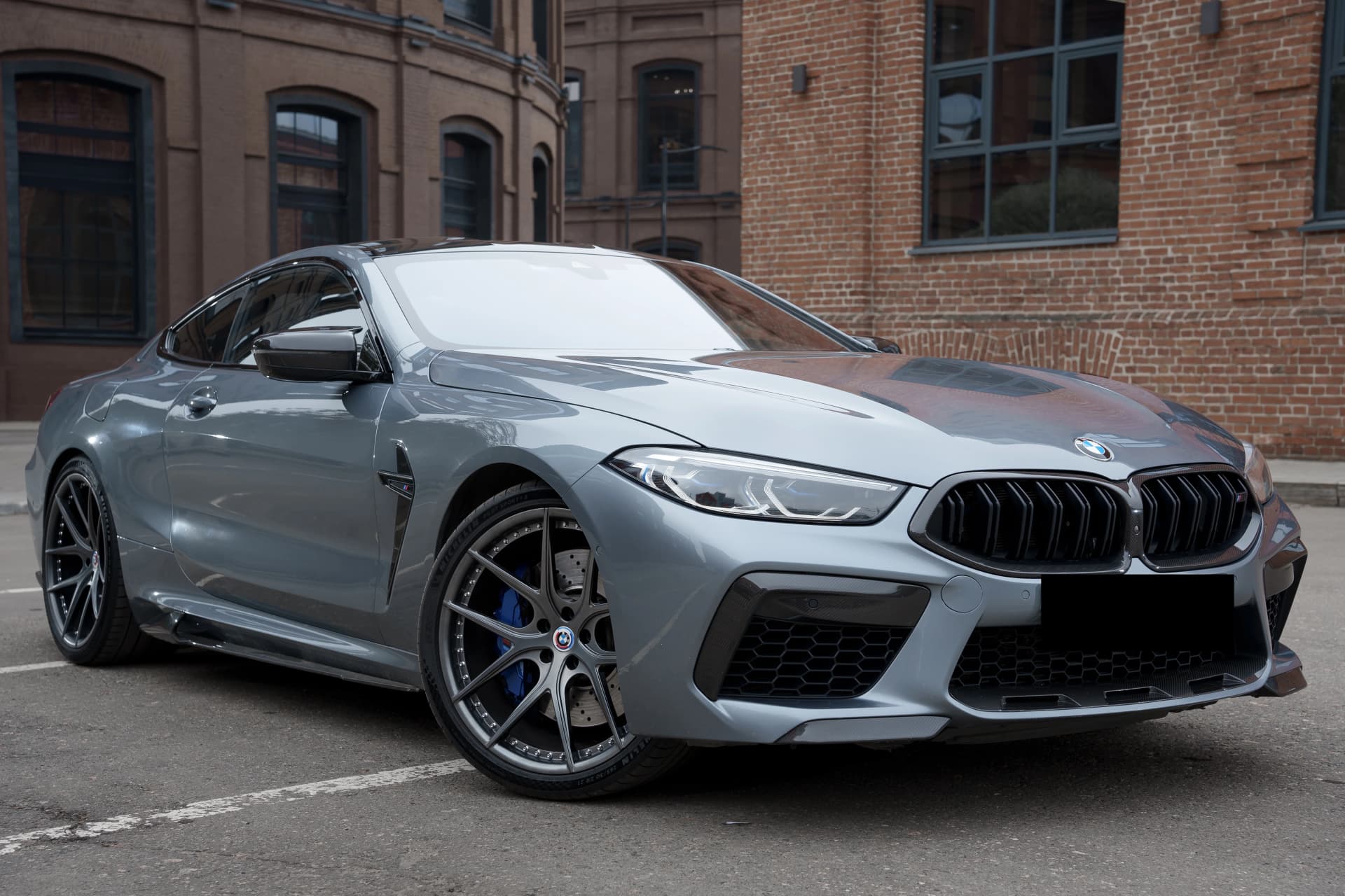 Аренда BMW M8 Competition xDrive в Москве